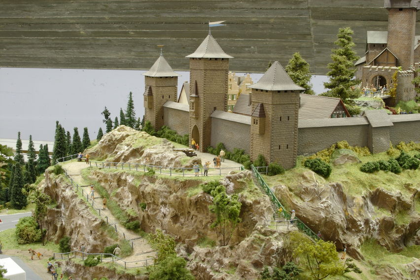 Burg im Jahr 2004
